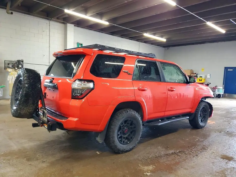 2024 TOYOTA 4RUNNER TRD OFF-ROAD PREMIUM  
