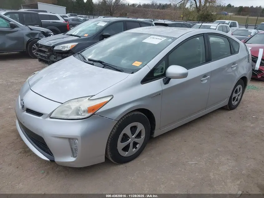 2013 TOYOTA PRIUS TWO