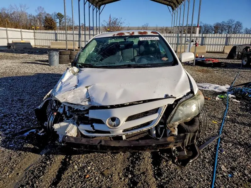 2013 TOYOTA COROLLA BASE  