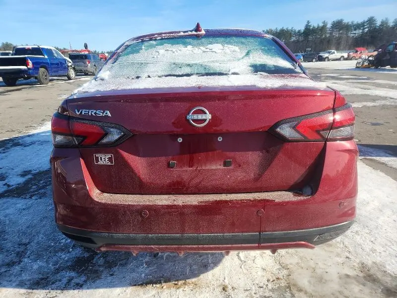 2025 NISSAN VERSA SV  