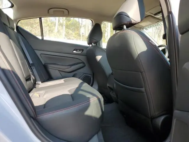 2024 NISSAN ALTIMA SR  