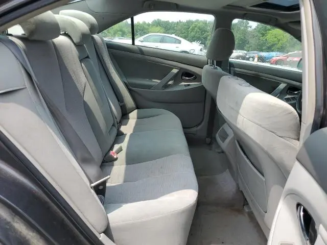 2010 TOYOTA CAMRY SE  