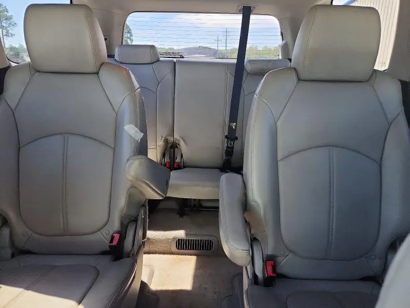 2011 GMC ACADIA SLT-1  
