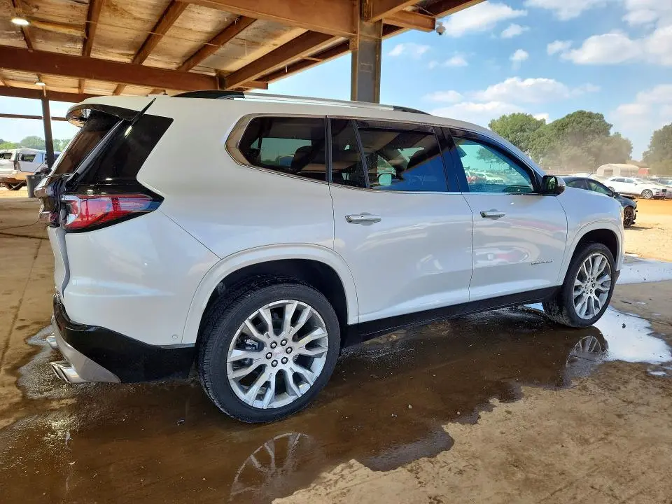 2025 GMC ACADIA DENALI  
