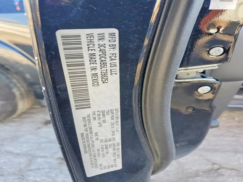 2020 DODGE JOURNEY SE  