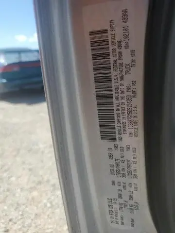 2016 RAM 1500 SLT  