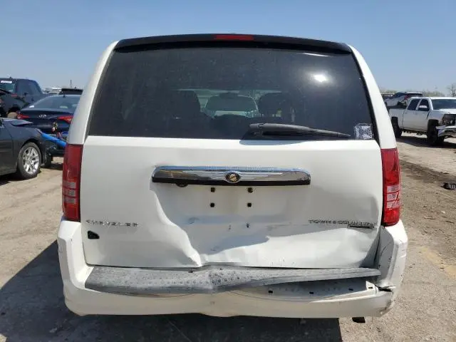 2010 CHRYSLER TOWN & COUNTRY TOURING  