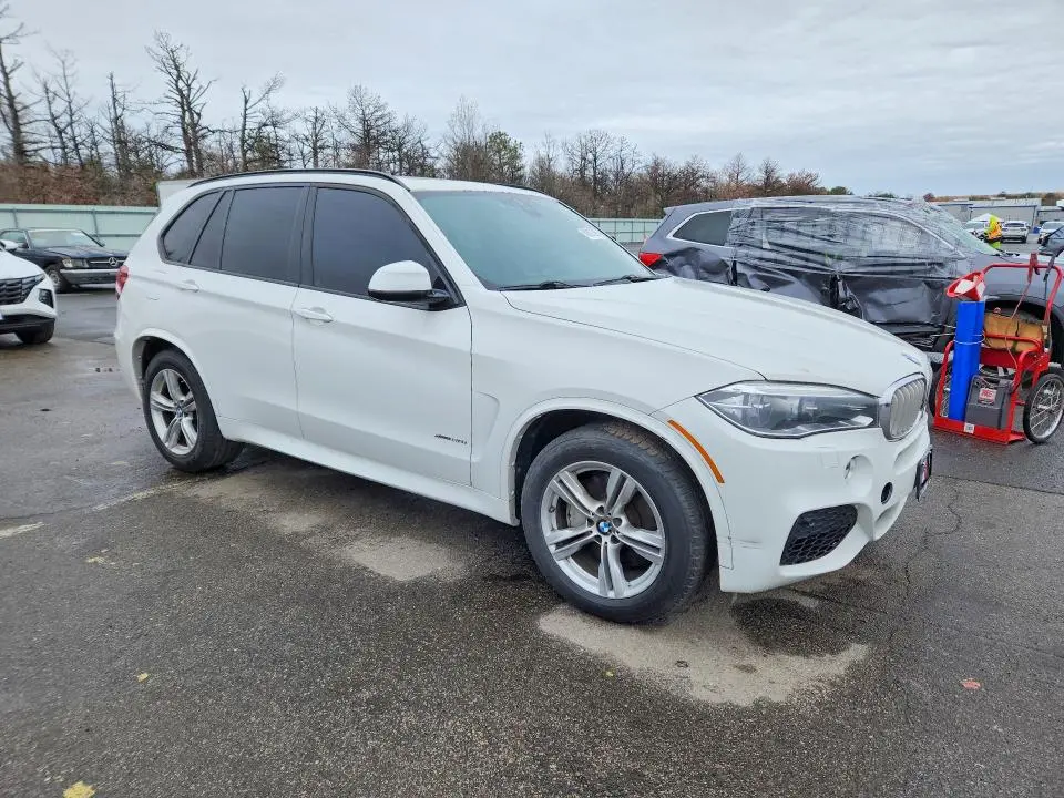 2015 BMW X5 XDRIVE50I  