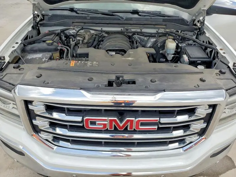2018 GMC SIERRA K1500 SLT  