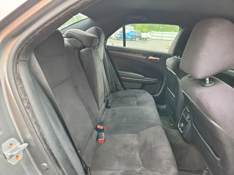 2011 CHRYSLER 300   