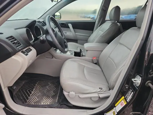 2012 TOYOTA HIGHLANDER BASE  