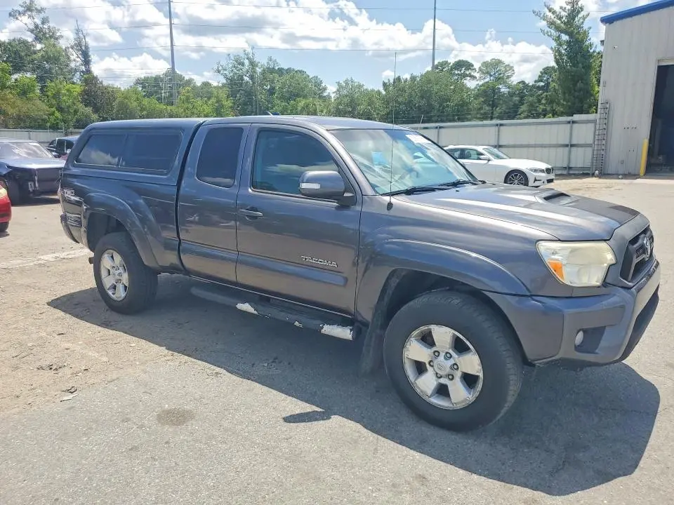 2012 TOYOTA TACOMA V6  
