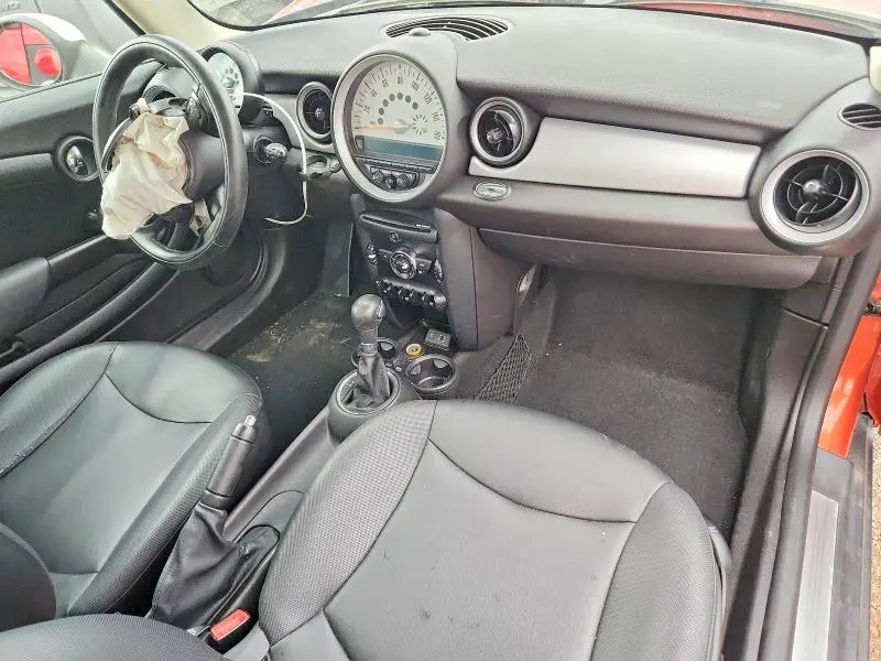2013 MINI COOPER   