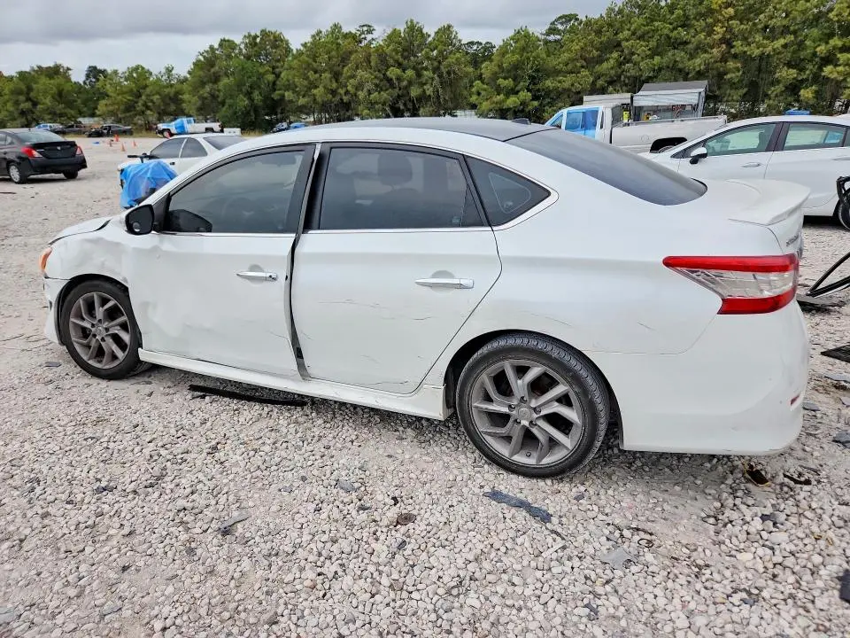2015 NISSAN SENTRA SR  