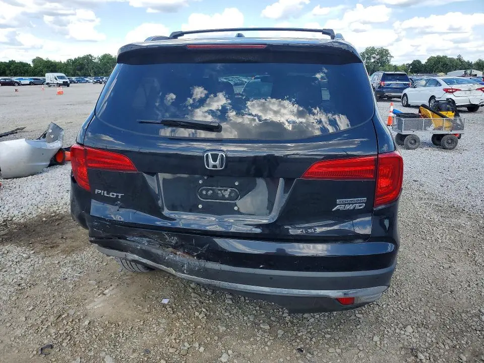 2016 HONDA PILOT TOURING  