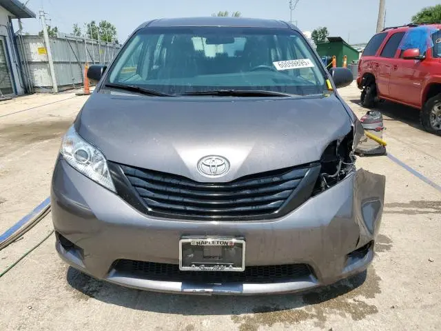 2015 TOYOTA SIENNA   
