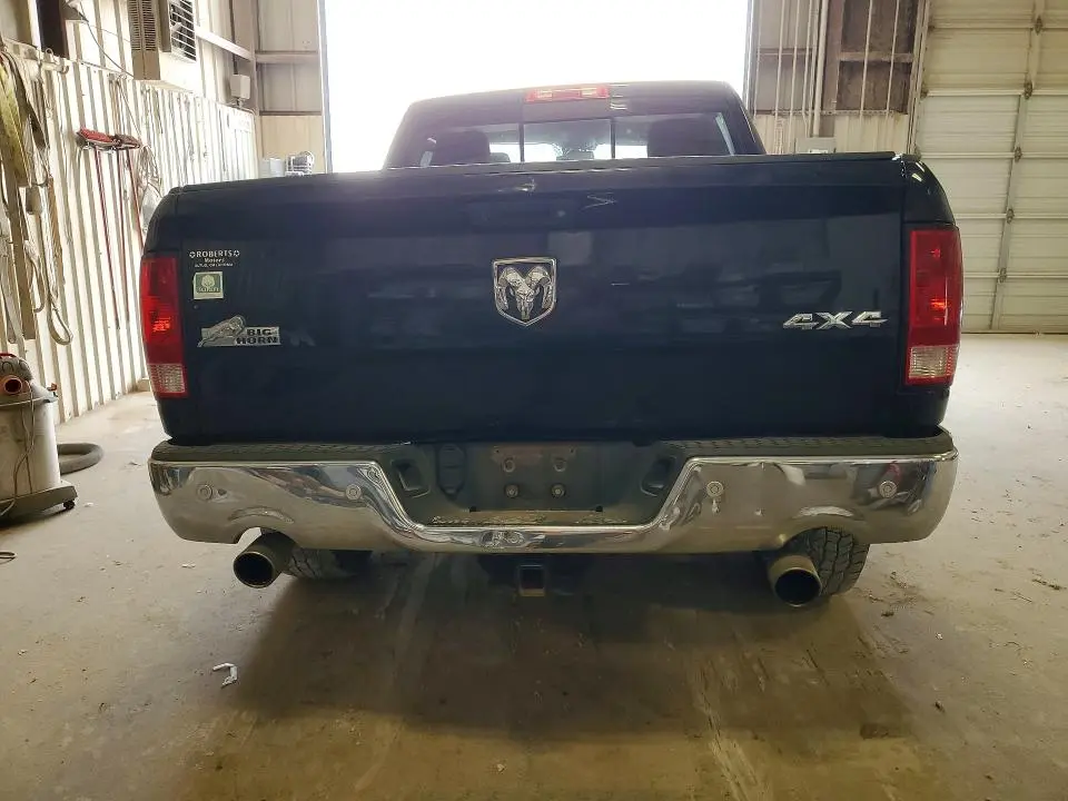 2017 RAM 1500 SLT  