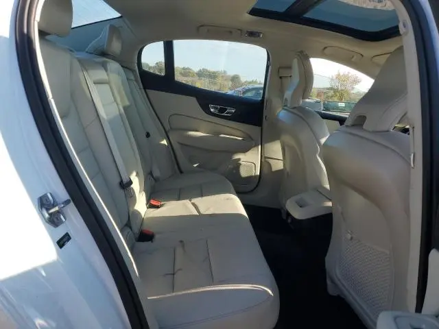 2019 VOLVO S60 T5 MOMENTUM  