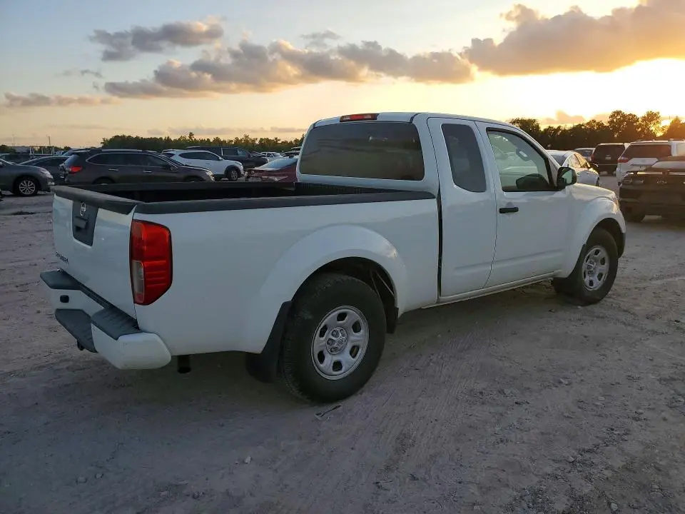 2020 NISSAN FRONTIER S  