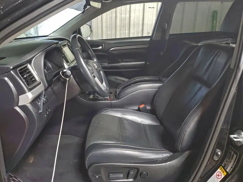 2017 TOYOTA HIGHLANDER LIMITED  