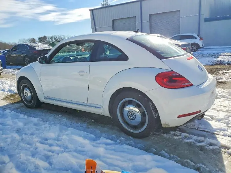 2012 VOLKSWAGEN BEETLE   
