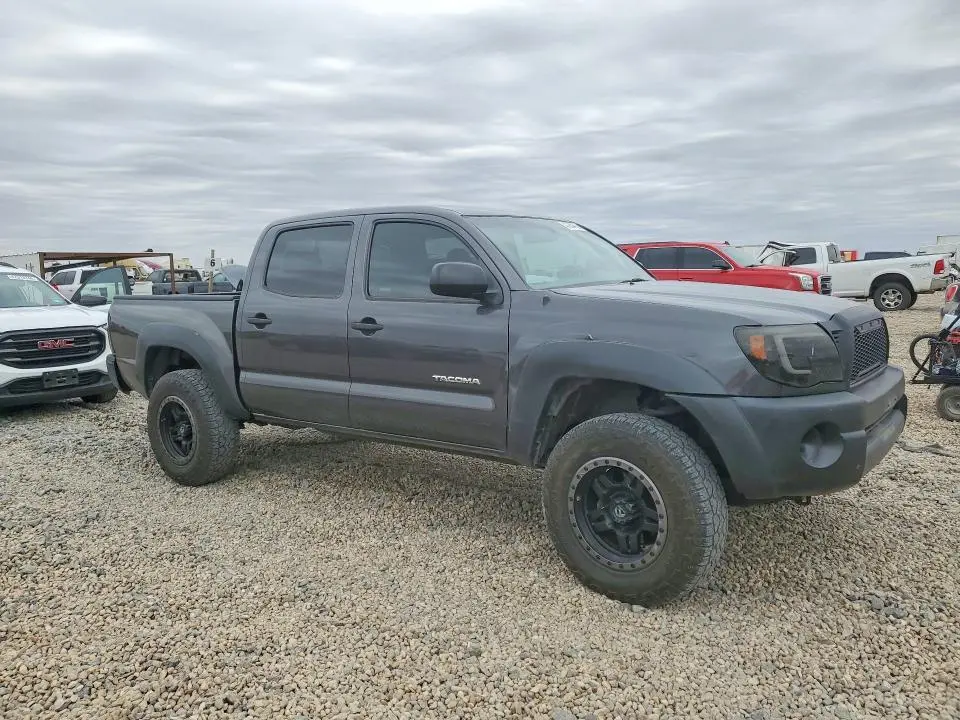 2011 TOYOTA TACOMA PRERUNNER V6  