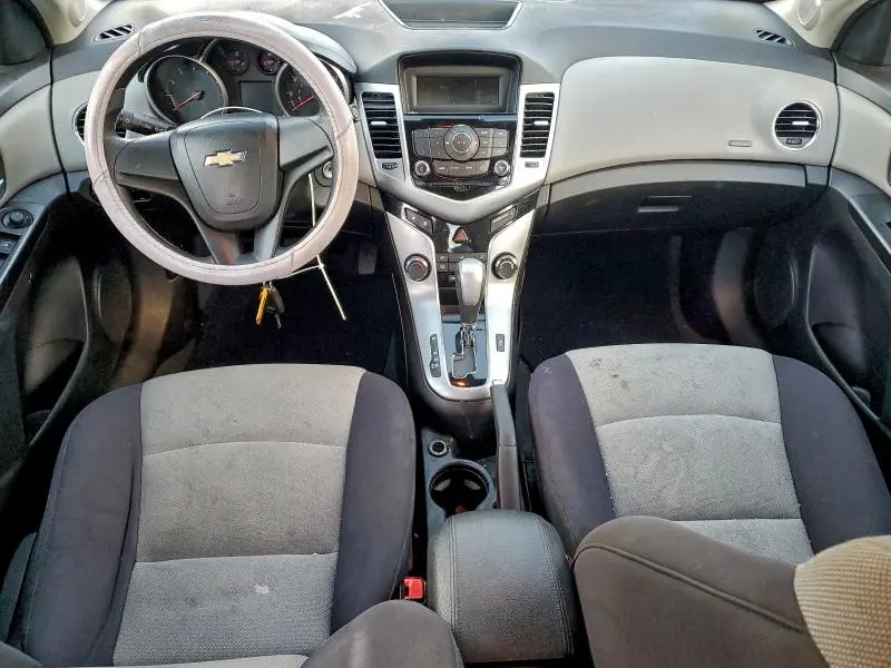 2013 CHEVROLET CRUZE LS  