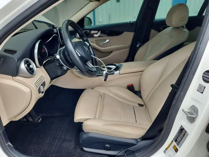 2016 MERCEDES-BENZ C 300  