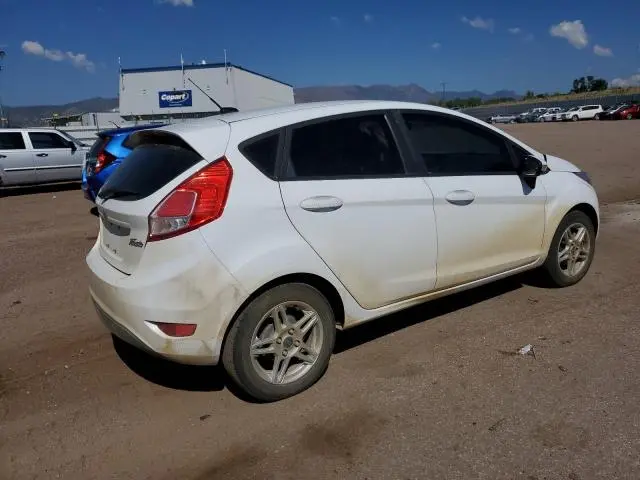 2017 FORD FIESTA SE  