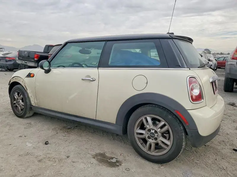 2012 MINI COOPER   