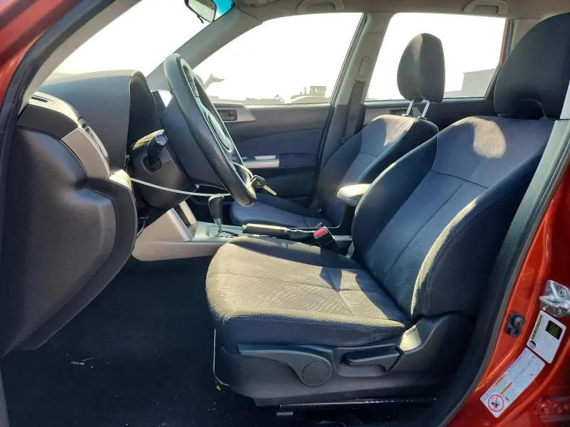 2010 SUBARU FORESTER XS  