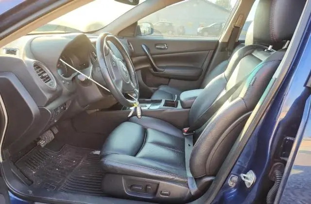 2011 NISSAN MAXIMA S  