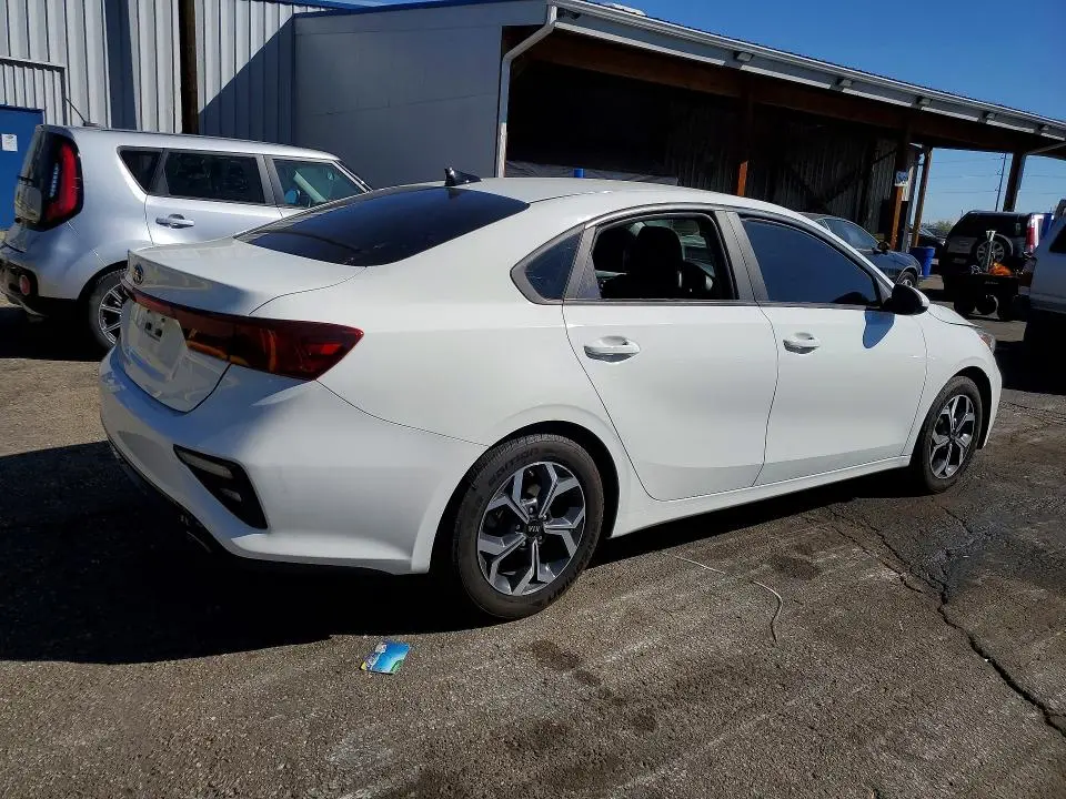 2020 KIA FORTE LXS  