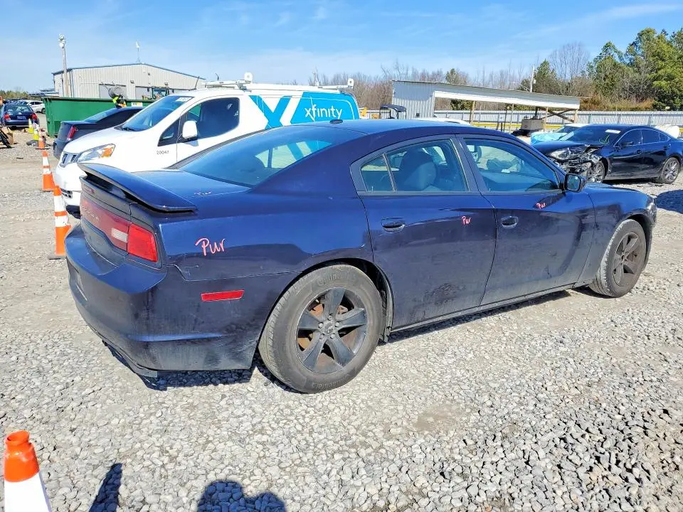 2013 DODGE CHARGER SE  