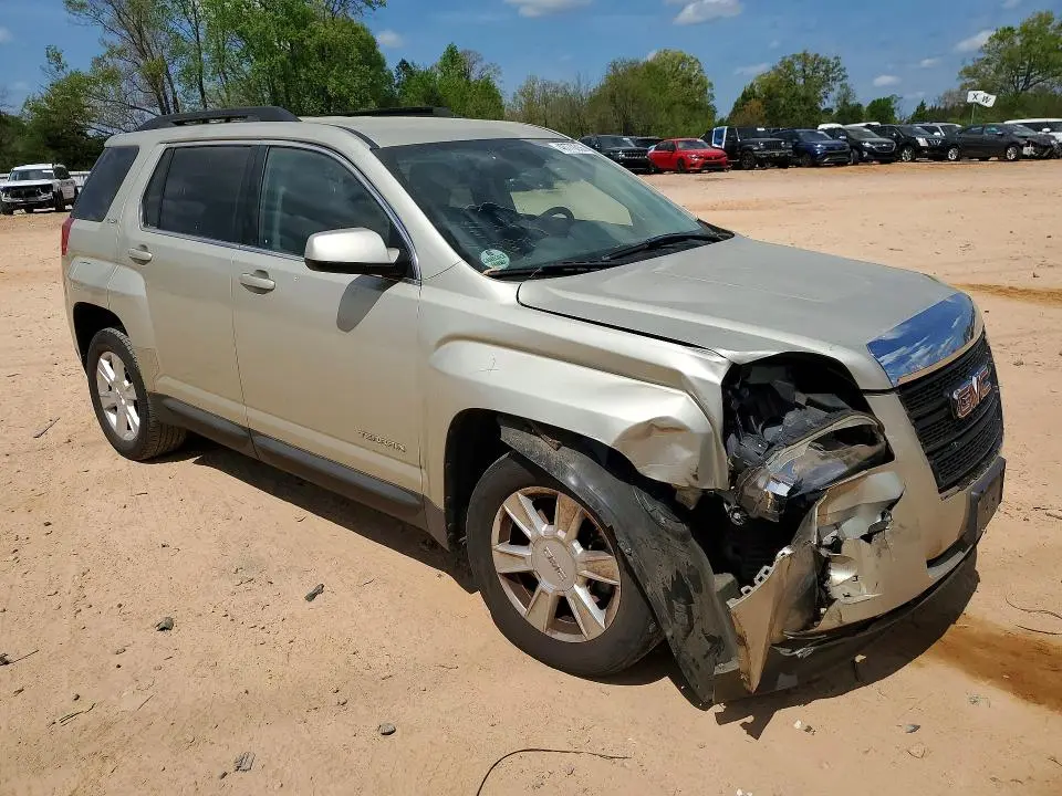 2013 GMC TERRAIN SLE  