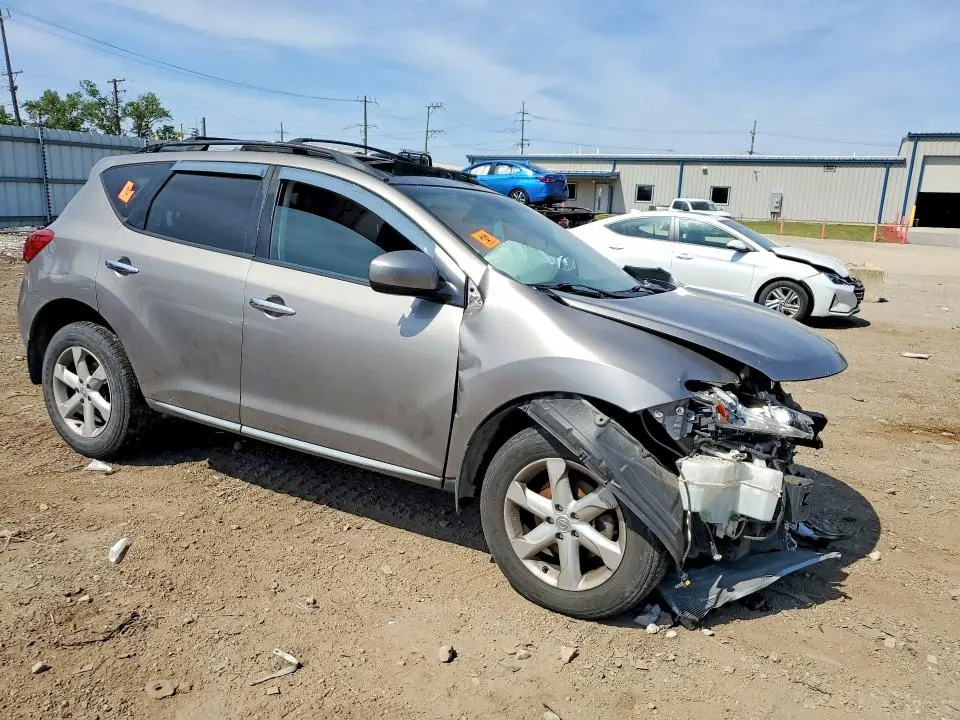 2010 NISSAN MURANO S  
