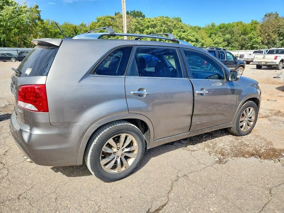 2012 KIA SORENTO SX  
