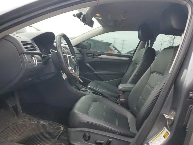 2015 VOLKSWAGEN PASSAT S