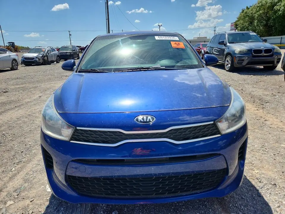 2020 KIA RIO S  