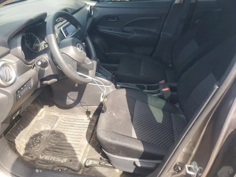 2024 NISSAN VERSA S  
