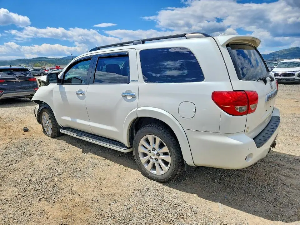 2013 TOYOTA SEQUOIA PLATINUM  