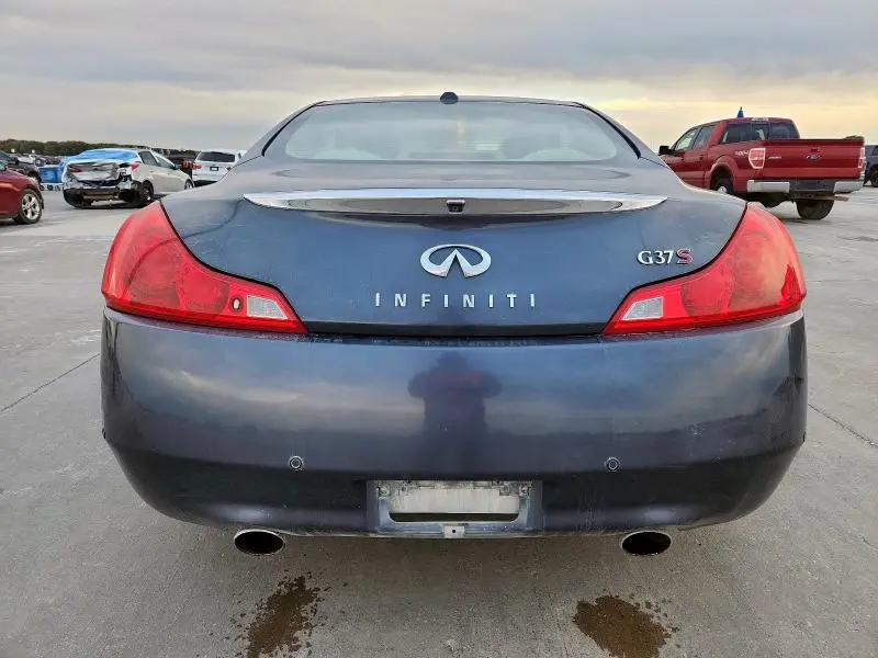 2011 INFINITI G37 BASE  