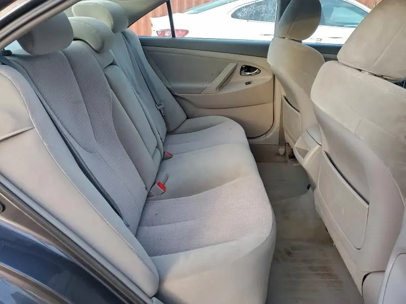 2010 TOYOTA CAMRY BASE  