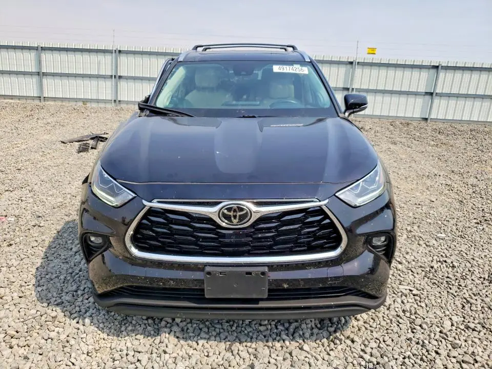 2022 TOYOTA HIGHLANDER LIMITED  