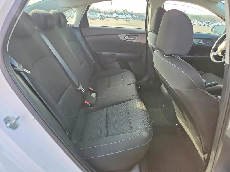 2021 KIA FORTE FE  