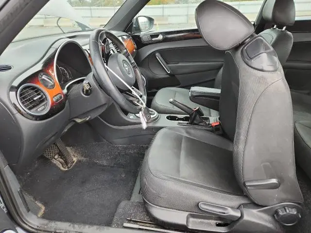 2013 VOLKSWAGEN BEETLE   
