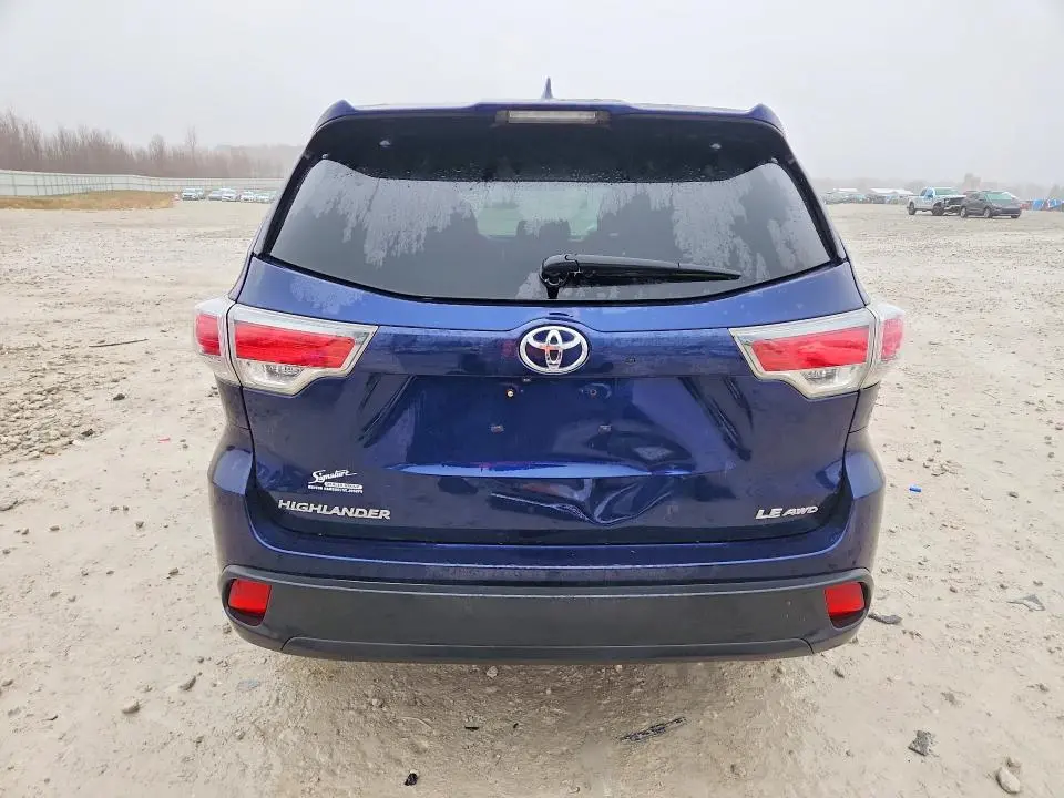 2016 TOYOTA HIGHLANDER LE PLUS  