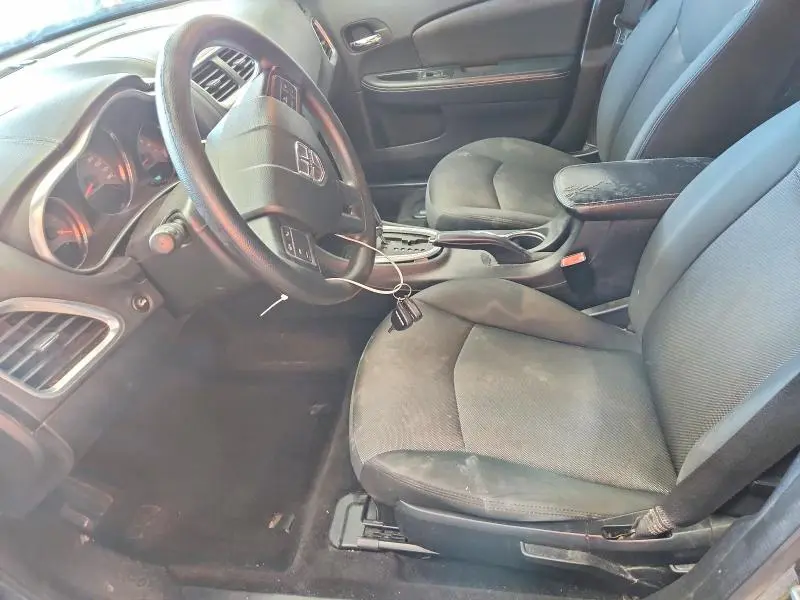 2014 DODGE AVENGER SE  