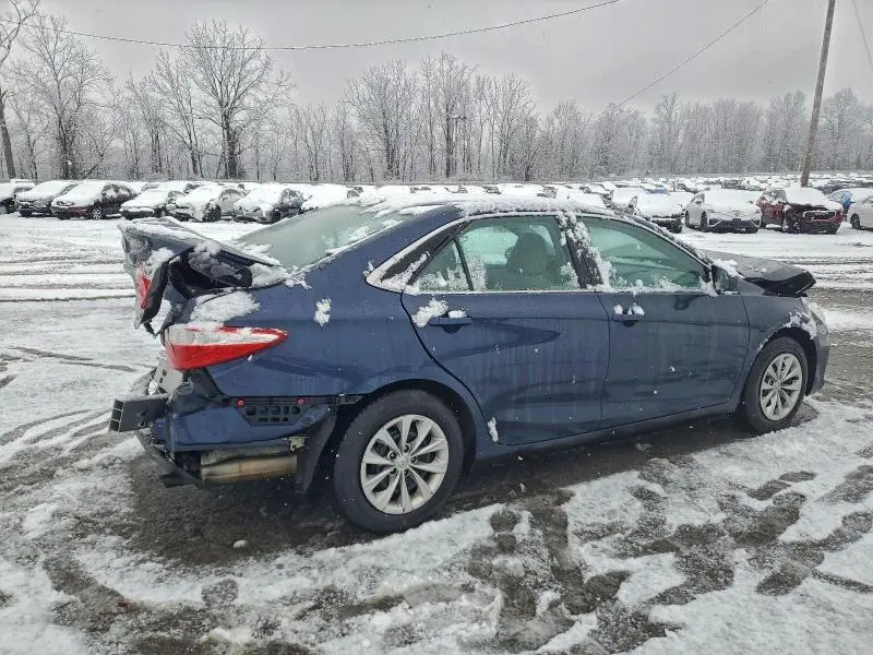 2016 TOYOTA CAMRY LE  