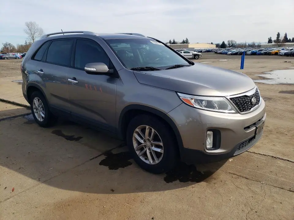 2014 KIA SORENTO LX  
